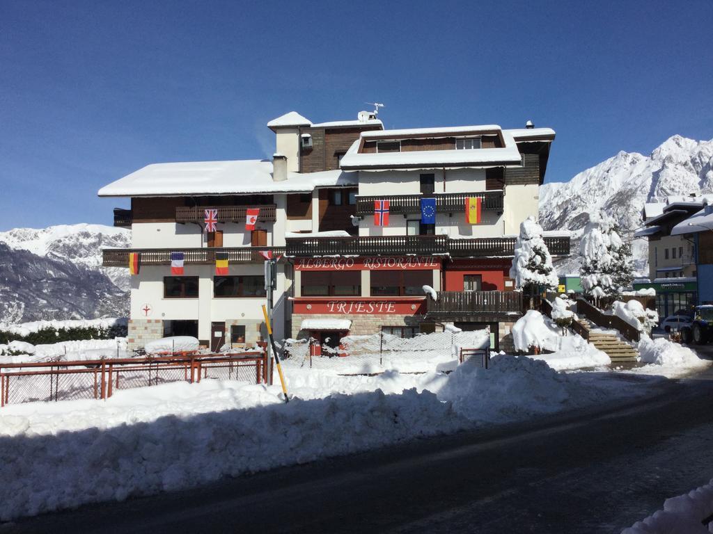 Albergo Trieste Tambre dʼAlpago Buitenkant foto