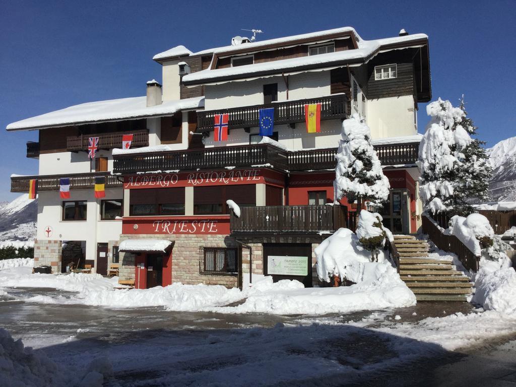 Albergo Trieste Tambre dʼAlpago Buitenkant foto