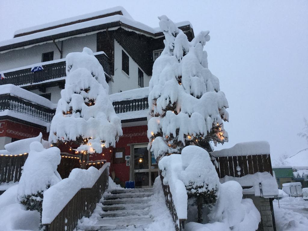 Albergo Trieste Tambre dʼAlpago Buitenkant foto