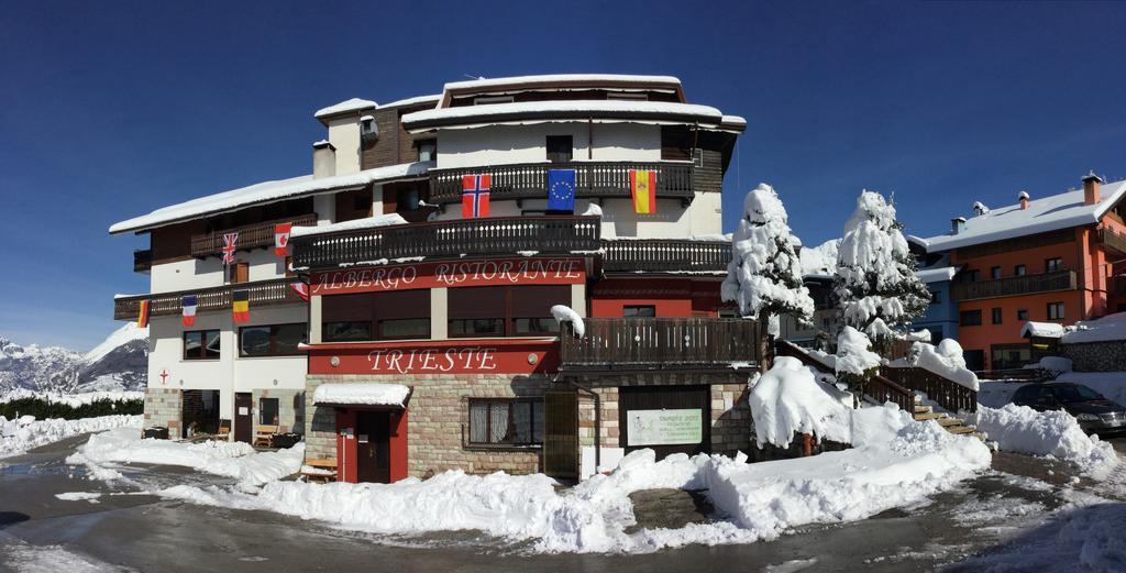 Albergo Trieste Tambre dʼAlpago Buitenkant foto